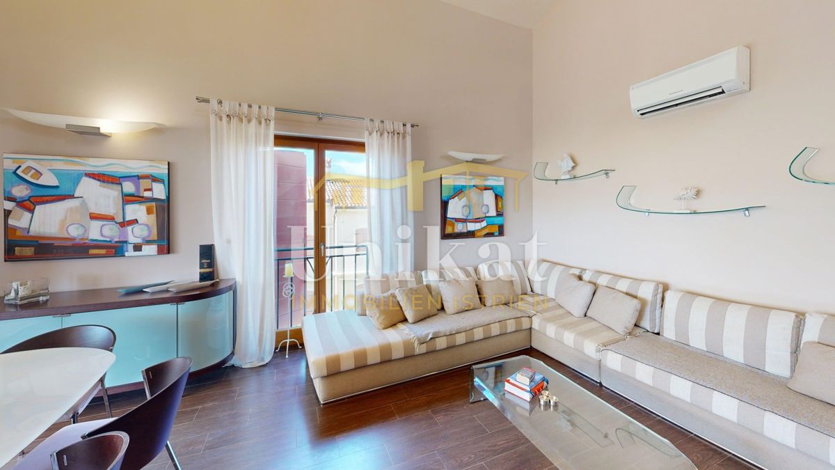 Appartamento su due piani con 4 camere da letto